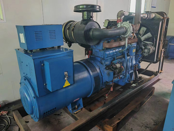 松柏镇100kW柴油发电机组使用多级机油有哪些优缺点?